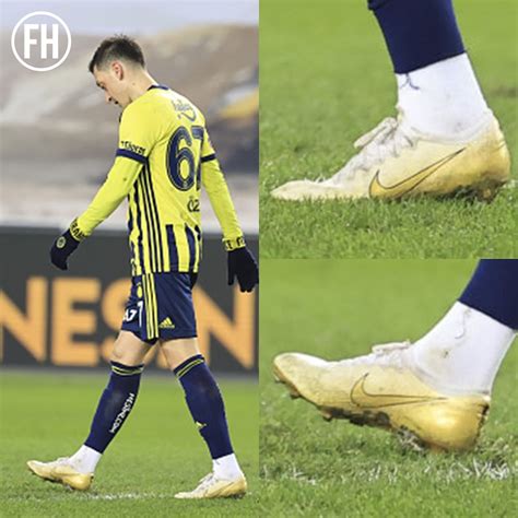 mesut ozil sneakers.